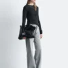 Jeans mit Nieten und Wide-Leg-Jeans Jeans mit Nieten und Wide-Leg-Jeans