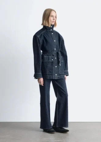 Jeansjacke mit Bindegürtel