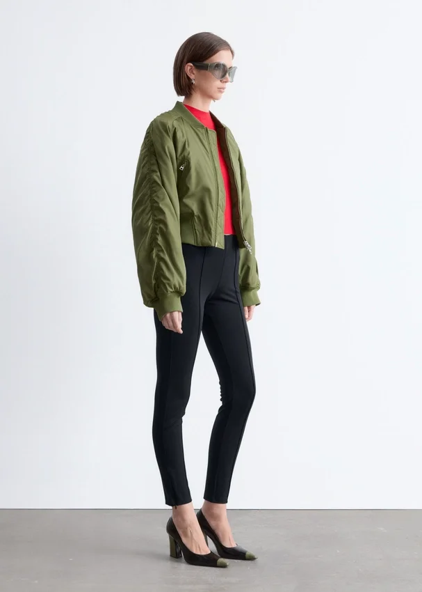 Jersey-Leggings mit Biesen Jersey-Leggings mit Biesen