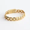Kettenarmband mit klobigen Gliedern Kettenarmband mit klobigen Gliedern