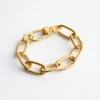 Kettenarmband mit klobigen Gliedern
