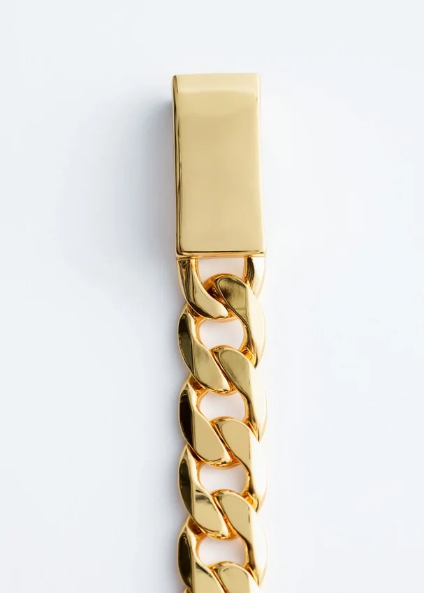 Kettenarmband mit klobigen Gliedern Kettenarmband mit klobigen Gliedern