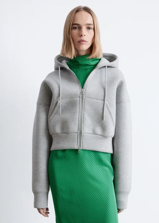 Kurzer Scuba-Hoodie mit Reißverschluss Kurzer Scuba-Hoodie mit Reißverschluss