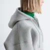 Kurzer Scuba-Hoodie mit Reißverschluss Kurzer Scuba-Hoodie mit Reißverschluss