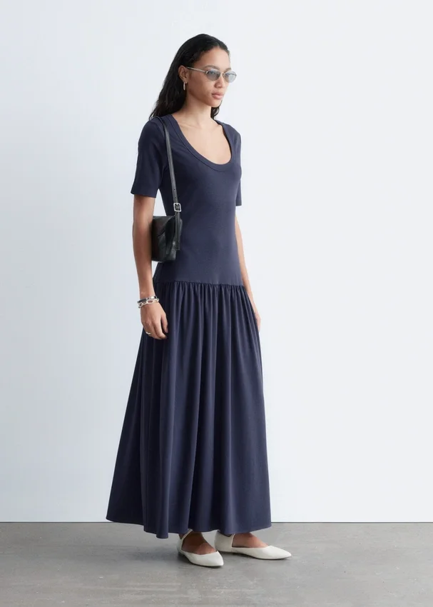 Langes Jersey-Maxikleid Langes Jersey-Maxikleid