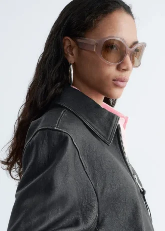 Sonnenbrille mit übergroßem ovalem Rahmen
