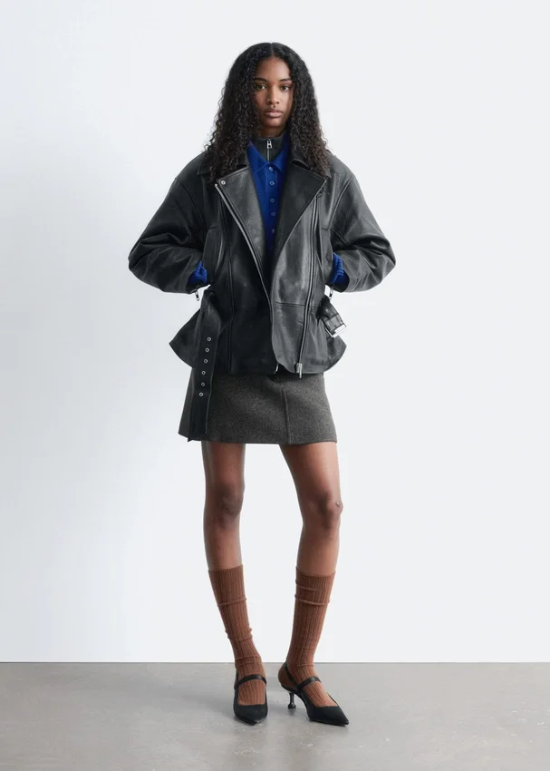 Leder-Bikerjacke mit Gürtel Leder-Bikerjacke mit Gürtel