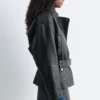 Leder-Bikerjacke mit Gürtel Leder-Bikerjacke mit Gürtel