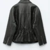 Leder-Bikerjacke mit Gürtel Leder-Bikerjacke mit Gürtel