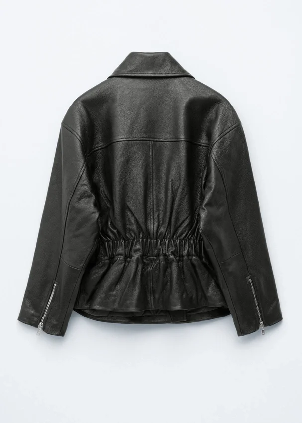Leder-Bikerjacke mit Gürtel Leder-Bikerjacke mit Gürtel