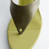 Leder-Kitten-Heels