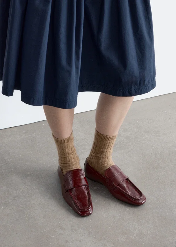 Leder-Loafer mit eckiger Spitze Leder-Loafer mit eckiger Spitze