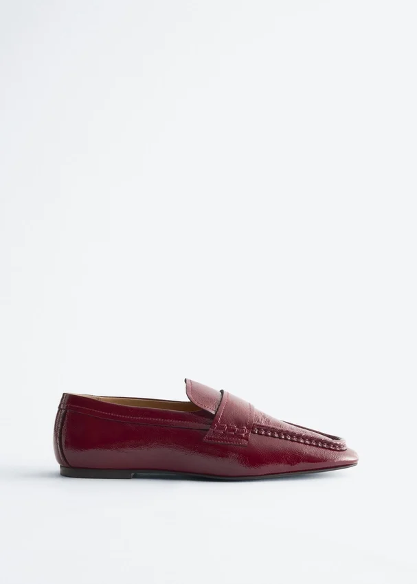 Leder-Loafer mit eckiger Spitze Leder-Loafer mit eckiger Spitze