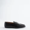 Leder-Loafer mit eckiger Spitze Leder-Loafer mit eckiger Spitze