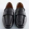 Leder-Loafer mit eckiger Spitze Leder-Loafer mit eckiger Spitze