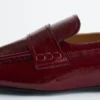 Leder-Loafer mit eckiger Spitze Leder-Loafer mit eckiger Spitze
