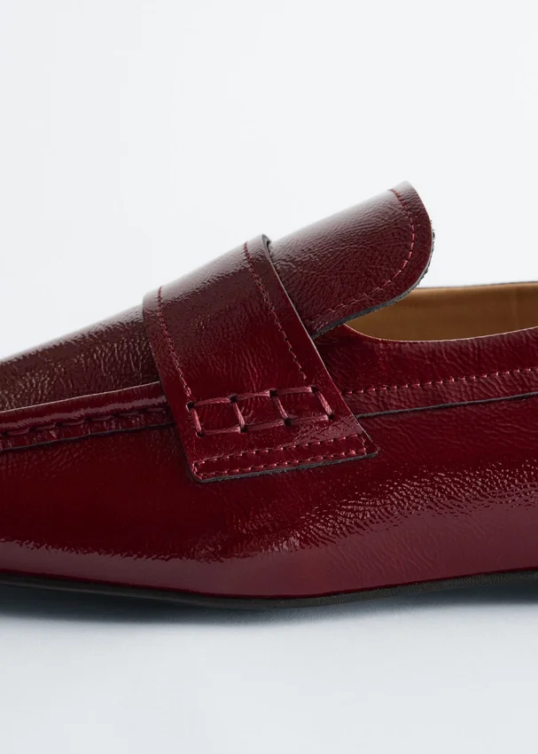 Leder-Loafer mit eckiger Spitze Leder-Loafer mit eckiger Spitze