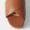 Leder-Sandalen mit Keilabsatz Leder-Sandalen mit Keilabsatz