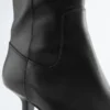 Leder-Stiefeletten mit Kitten-Heel Leder-Stiefeletten mit Kitten-Heel