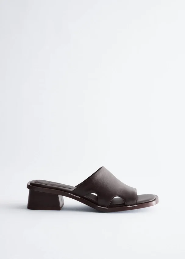 Ledersandalen mit Blockabsatz Ledersandalen mit Blockabsatz