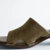 Ledersandalen mit Blockabsatz Ledersandalen mit Blockabsatz