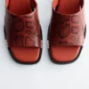 Ledersandalen mit Blockabsatz Ledersandalen mit Blockabsatz