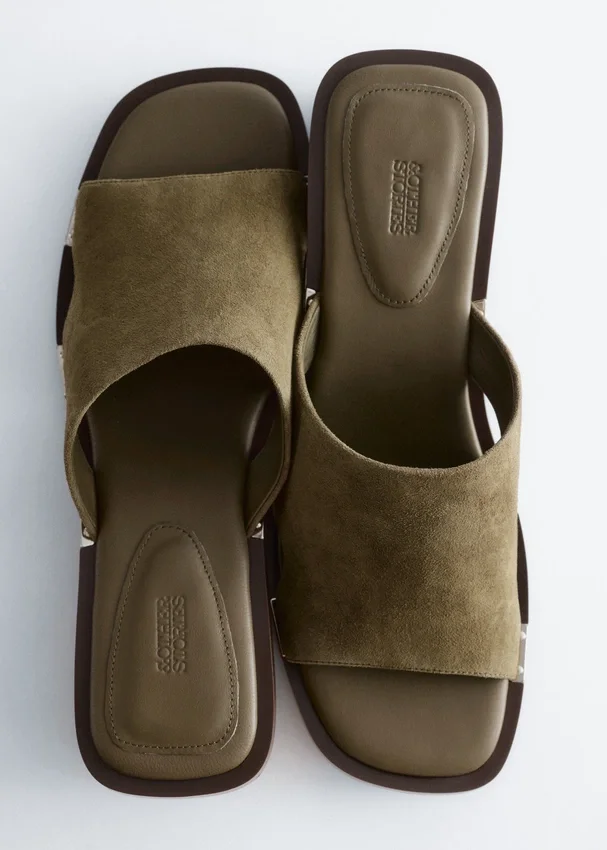 Ledersandalen mit Blockabsatz Ledersandalen mit Blockabsatz