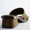 Ledersandalen mit Blockabsatz Ledersandalen mit Blockabsatz