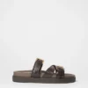 Ledersandalen mit gekreuzten Riemen