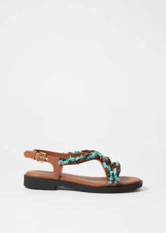 Ledersandalen mit Perlenverzierung