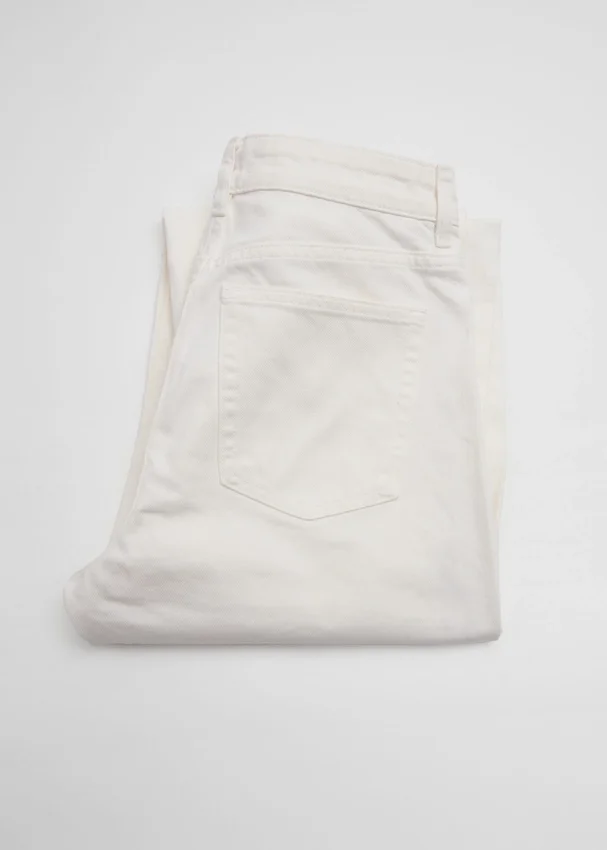 Lässige, konisch zulaufende Jeans Lässige, konisch zulaufende Jeans