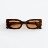 Markante rechteckige Sonnenbrille Markante rechteckige Sonnenbrille