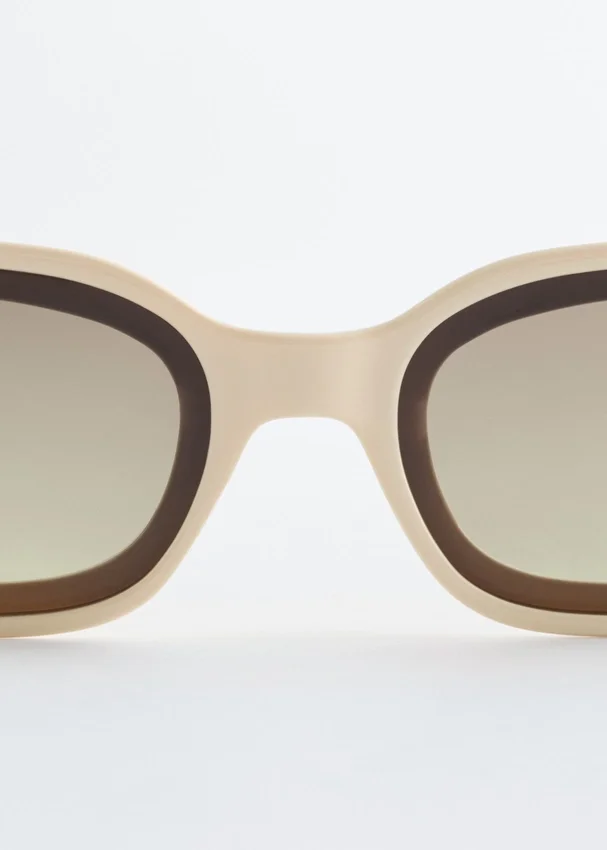 Markante rechteckige Sonnenbrille Markante rechteckige Sonnenbrille