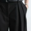 Maßgeschneiderte Hose aus Wollmischung Maßgeschneiderte Hose aus Wollmischung