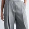 Maßgeschneiderte Hose aus Wollmischung Maßgeschneiderte Hose aus Wollmischung