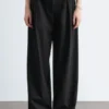 Maßgeschneiderte Hose aus Wollmischung Maßgeschneiderte Hose aus Wollmischung
