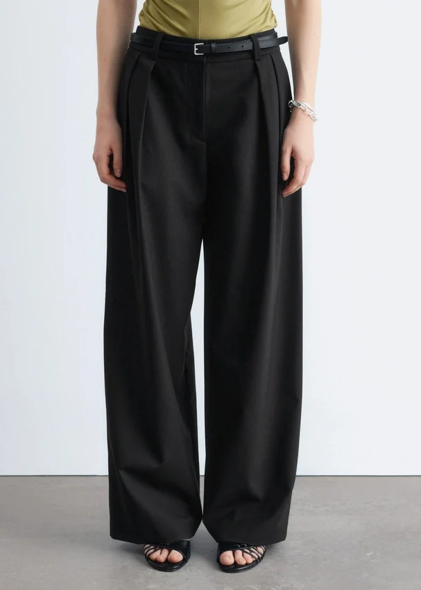 Maßgeschneiderte Hose aus Wollmischung Maßgeschneiderte Hose aus Wollmischung