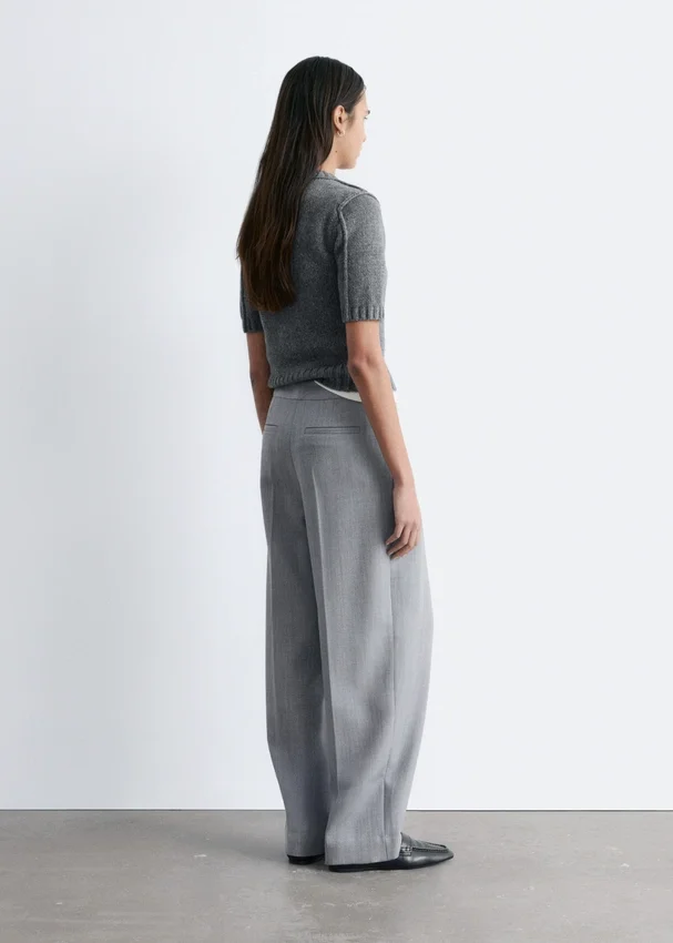 Maßgeschneiderte Hose aus Wollmischung Maßgeschneiderte Hose aus Wollmischung