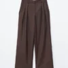 Maßgeschneiderte Hose aus Wollmischung Maßgeschneiderte Hose aus Wollmischung