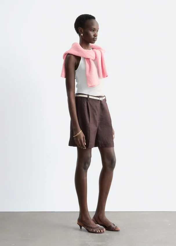 Maßgeschneiderte Leinen-Shorts Maßgeschneiderte Leinen-Shorts