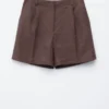 Maßgeschneiderte Leinen-Shorts Maßgeschneiderte Leinen-Shorts
