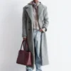 Maxi-Mantel aus Lammfell
