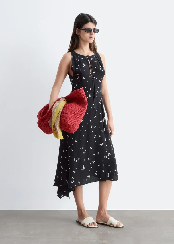 Maxikleid aus Seide mit Blumenmuster Maxikleid aus Seide mit Blumenmuster