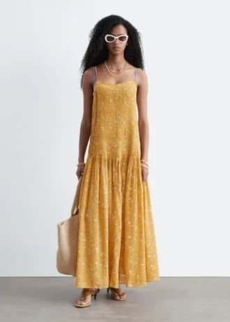 Maxikleid mit plissiertem Oberteil Maxikleid mit plissiertem Oberteil