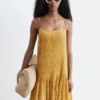 Maxikleid mit plissiertem Oberteil Maxikleid mit plissiertem Oberteil