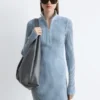 Maxikleid mit Rippenmuster und Reißverschluss Maxikleid mit Rippenmuster und Reißverschluss