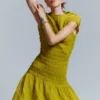Maxikleid mit Smokarbeit
