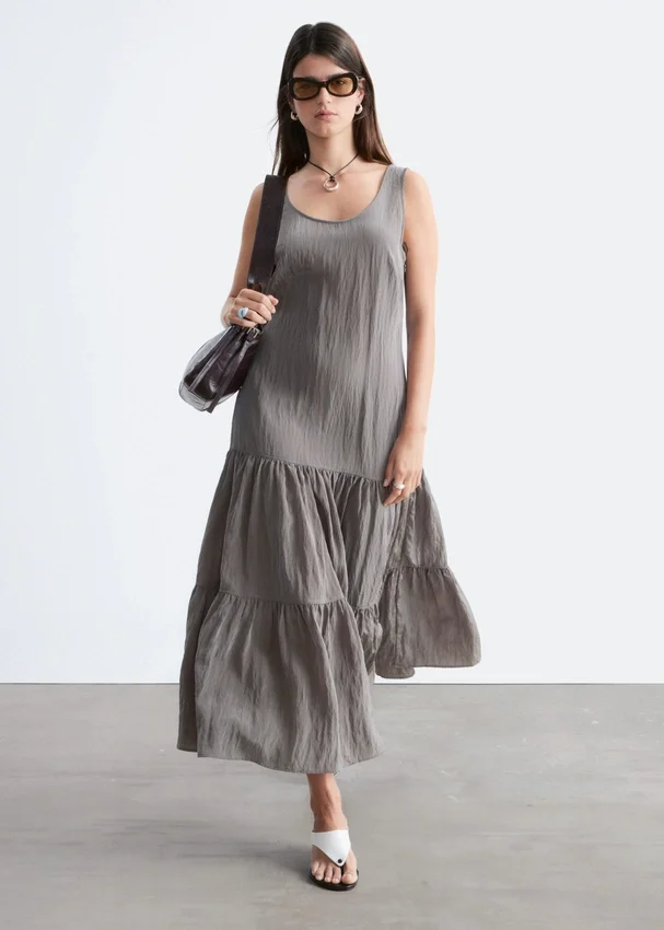 Maxikleid mit Stufenrock Maxikleid mit Stufenrock