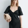 Midikleid aus Leinen Midikleid aus Leinen