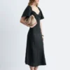 Midikleid aus Leinen Midikleid aus Leinen